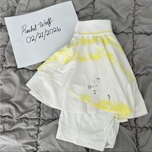 Lululemon Athletica Court Rival High-Rise Skirt in White and Yellow
